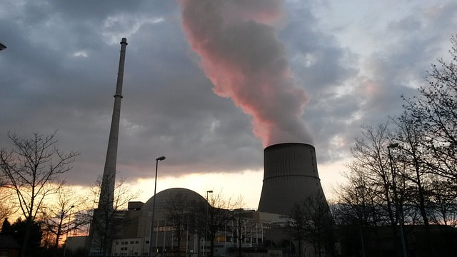 200426_pixabay_nuclear-power-plant-410441